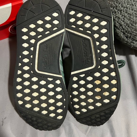 Great condition. Didn’t wear them much size is 7 in Mens or 8.5 for women - Picture 4 of 4